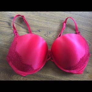 Victoria’s Secret Bombshell Bra